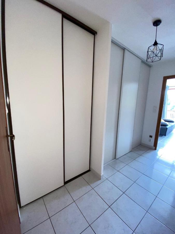 Appartement Situe A Cote Du Lac De Serre Poncon Saint-Sauveur  外观 照片
